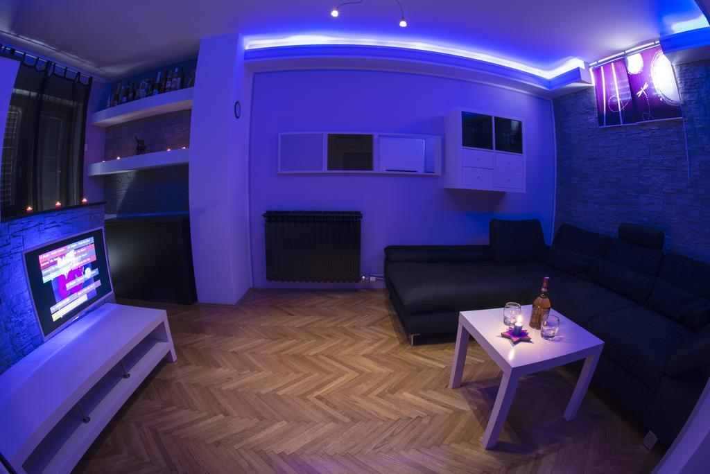 Active Apartment พูลา ภายนอก รูปภาพ