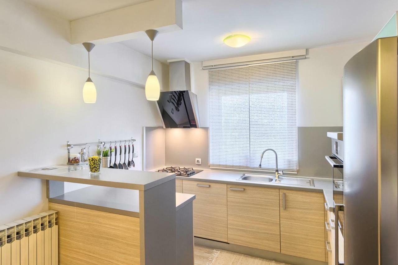 Active Apartment พูลา ภายนอก รูปภาพ