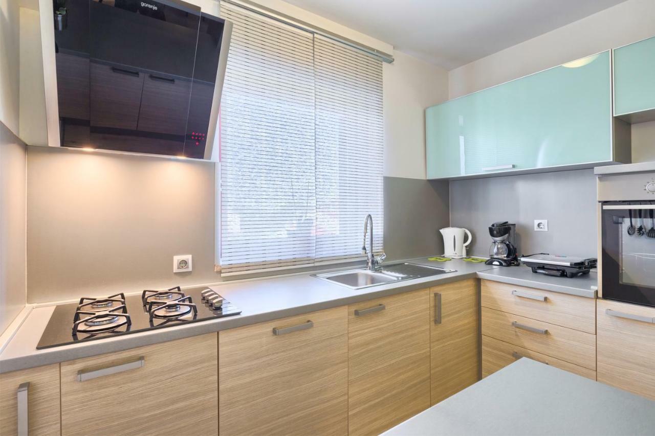 Active Apartment พูลา ภายนอก รูปภาพ